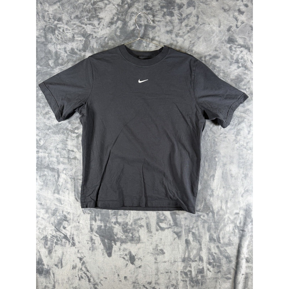 Nike Center Swoosh Loose Fit Small Black T-Shirt